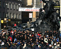 Выступления во Владивостоке против пошлин на ввоз иномарок